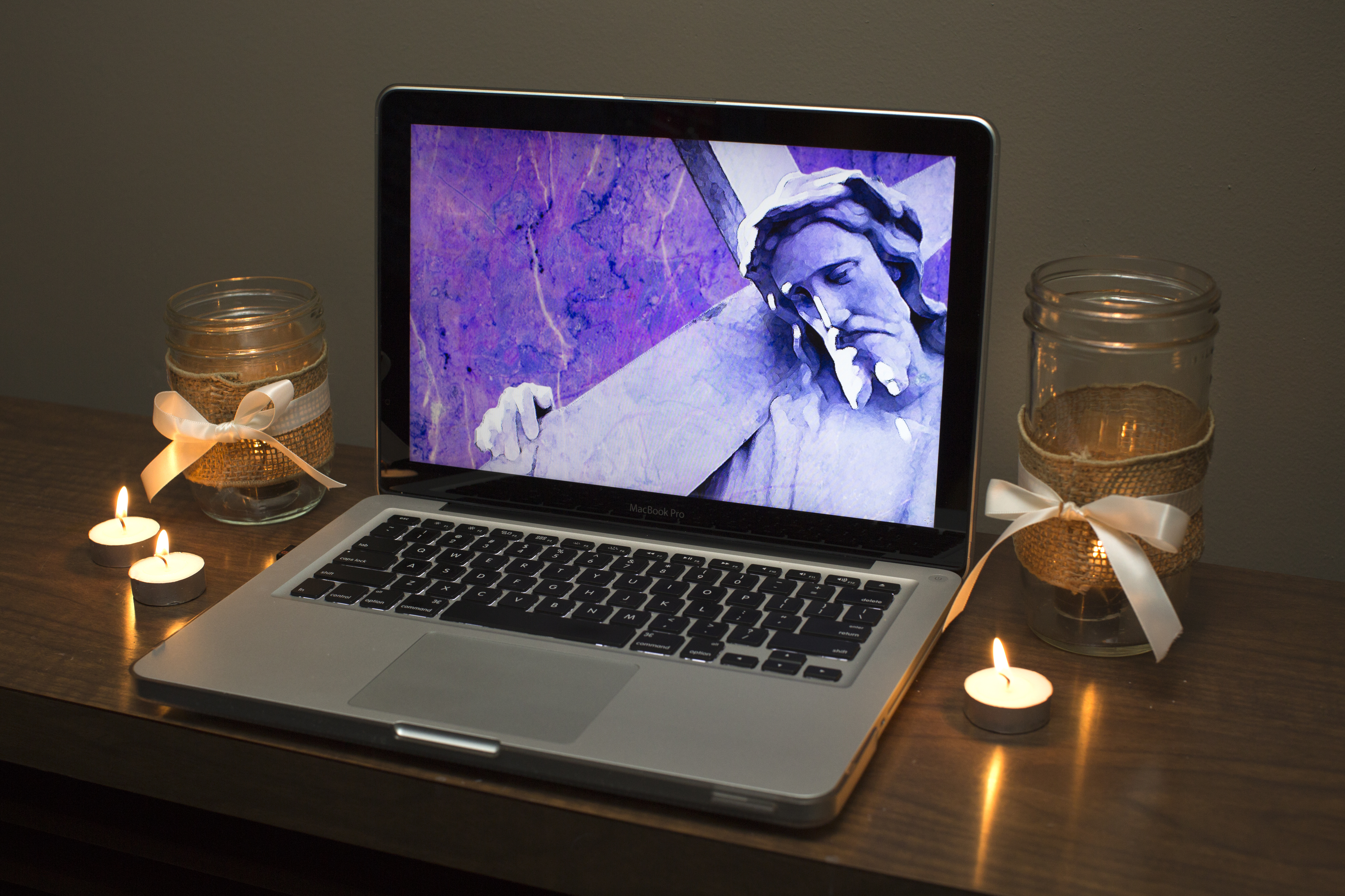 Online engagement ideas for Lent. Photo illustration by Kathleen Barry, United Methodist Communications
