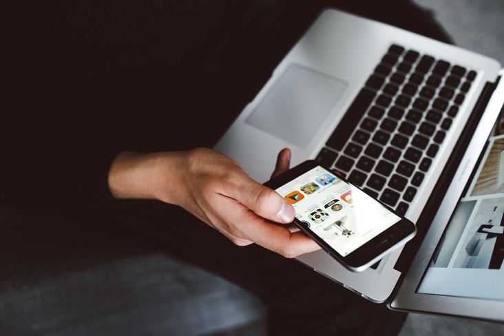 Time to work. Photo by Lily Rum, Unsplash. com.