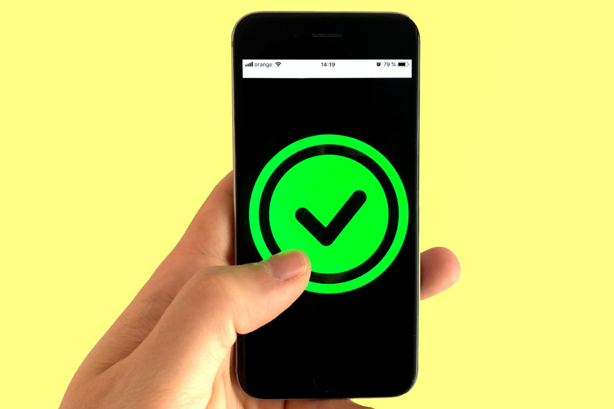 Internet/Safe/Wifi. (Image by FranckInjJpan on Unsplash.com.)