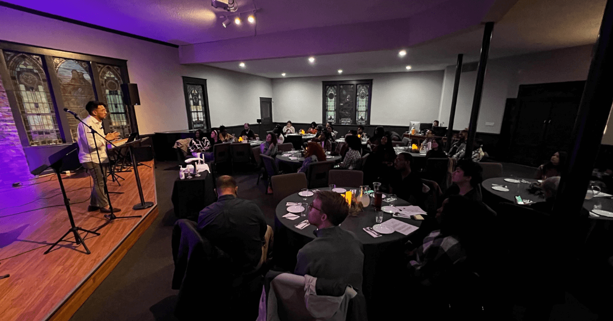 사진: 강우진 목사, 엣더테이블 교회.